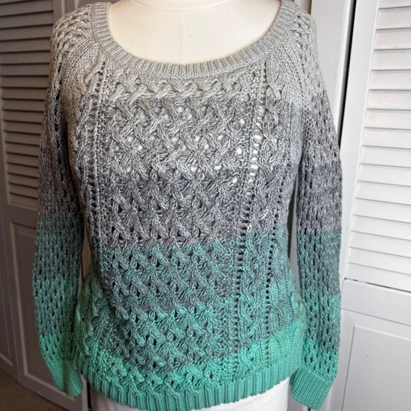 American Eagle Women small Ombre Gray Green Crochet Cable knit Sweater Academia - Picture 1 of 8